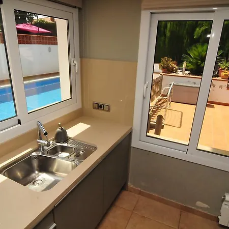 Holidays Ammiel Holiday home *