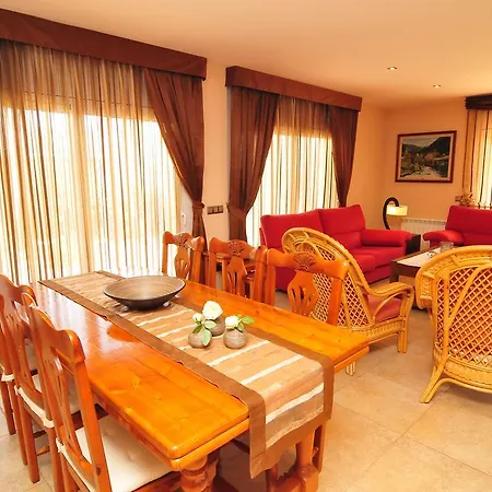 Holidays Ammiel Holiday home Premia De Dalt