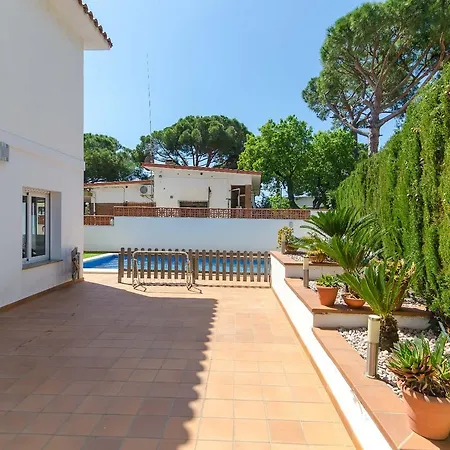 Holidays Ammiel Holiday home *
